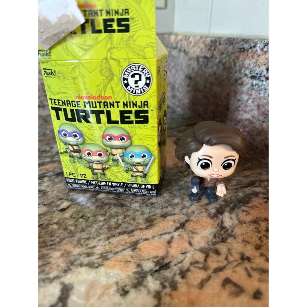 1/24 April O’Neil Teenage Mutant Ninja Turtles Ooze Funko Mystery Mini